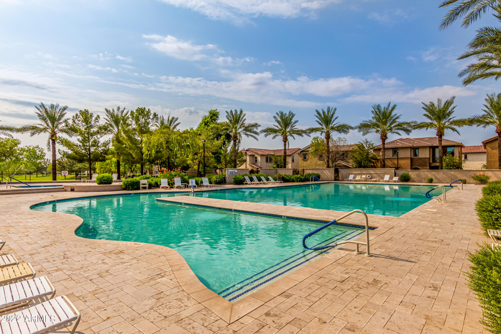 3647 E Horace Drive - Photo 3