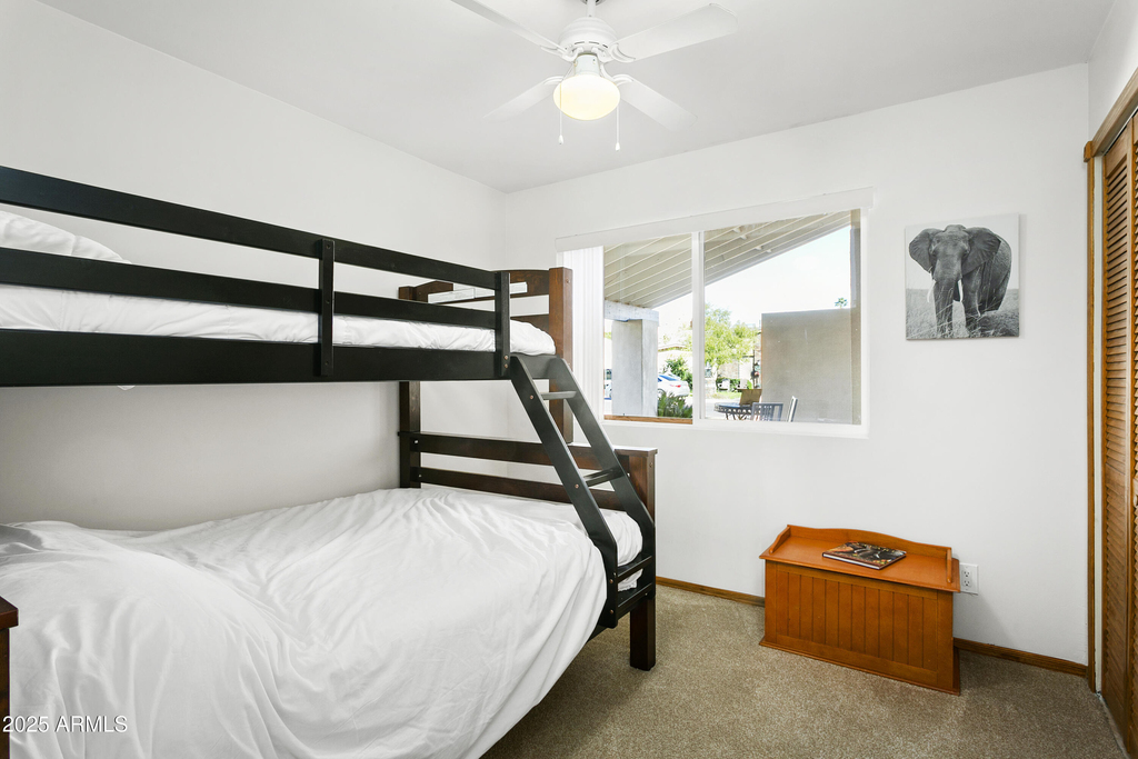 2707 E Louise Drive - Photo 19
