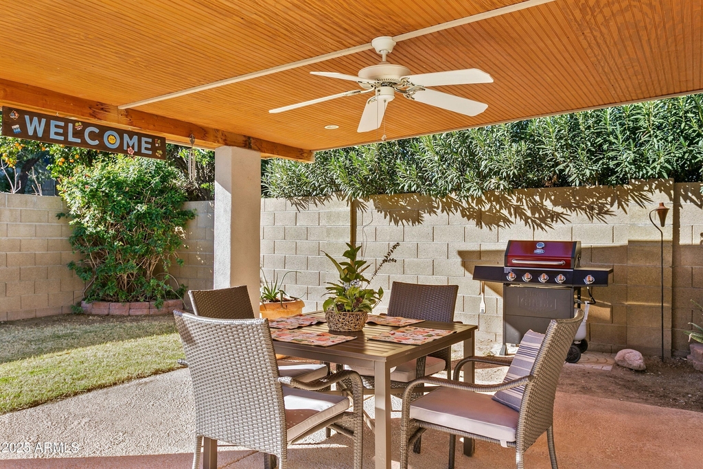 2707 E Louise Drive - Photo 21