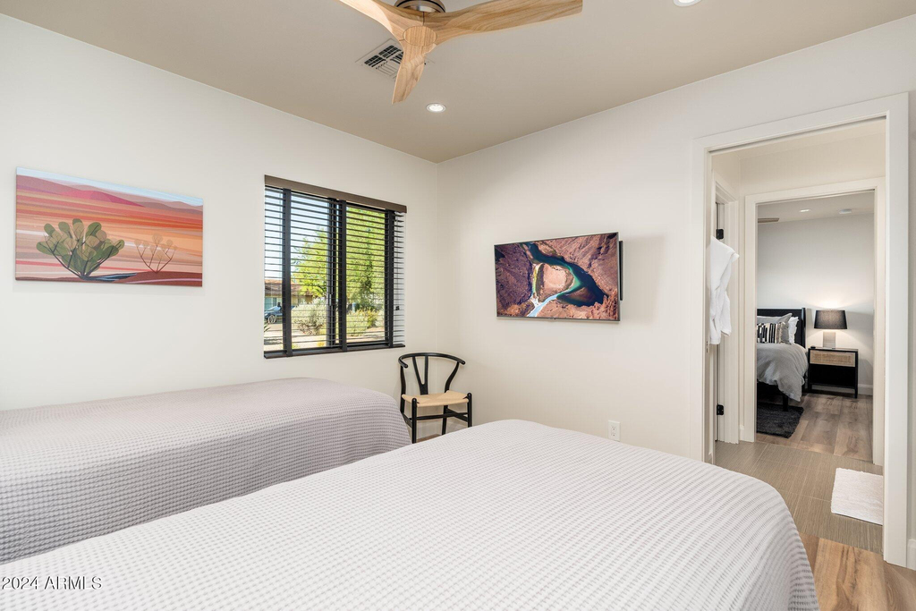 6025 E Charter Oak Road - Photo 34