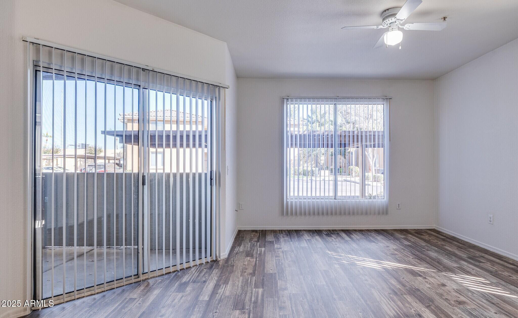 1737 N Central Avenue - Photo 2