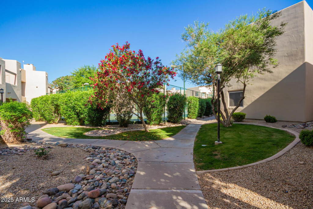 11333 N 92nd Street - Photo 29