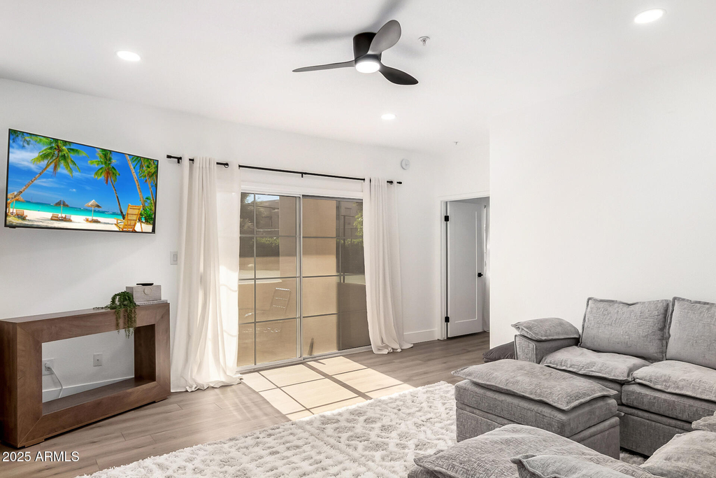11333 N 92nd Street - Photo 4