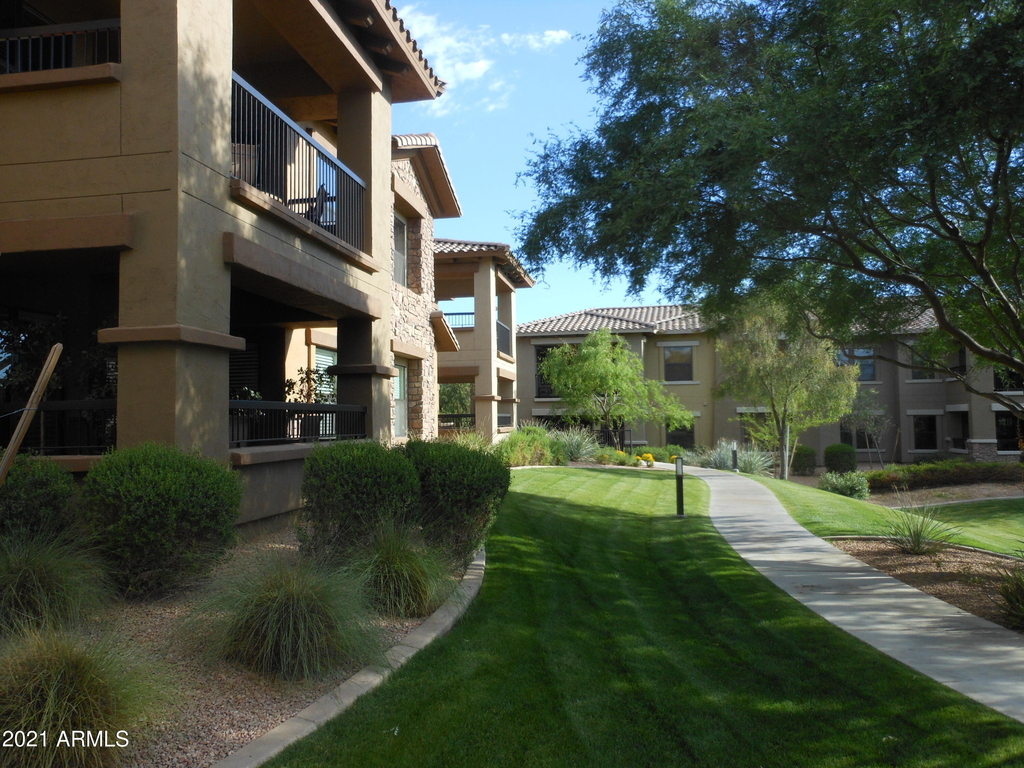 21320 N 56th Street - Photo 43