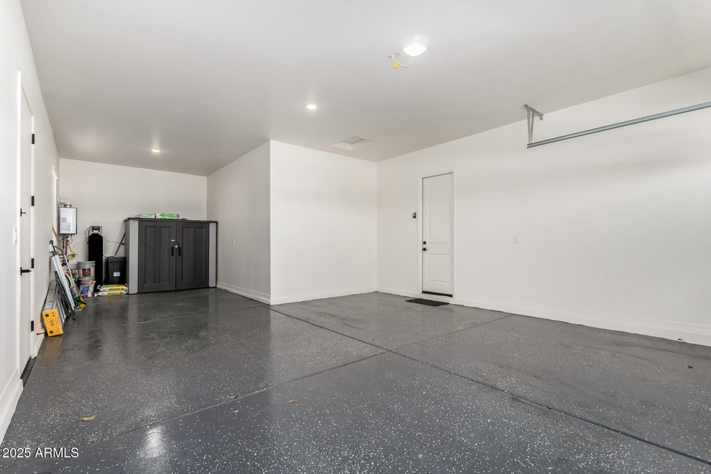 23129 E Carriage Way - Photo 37