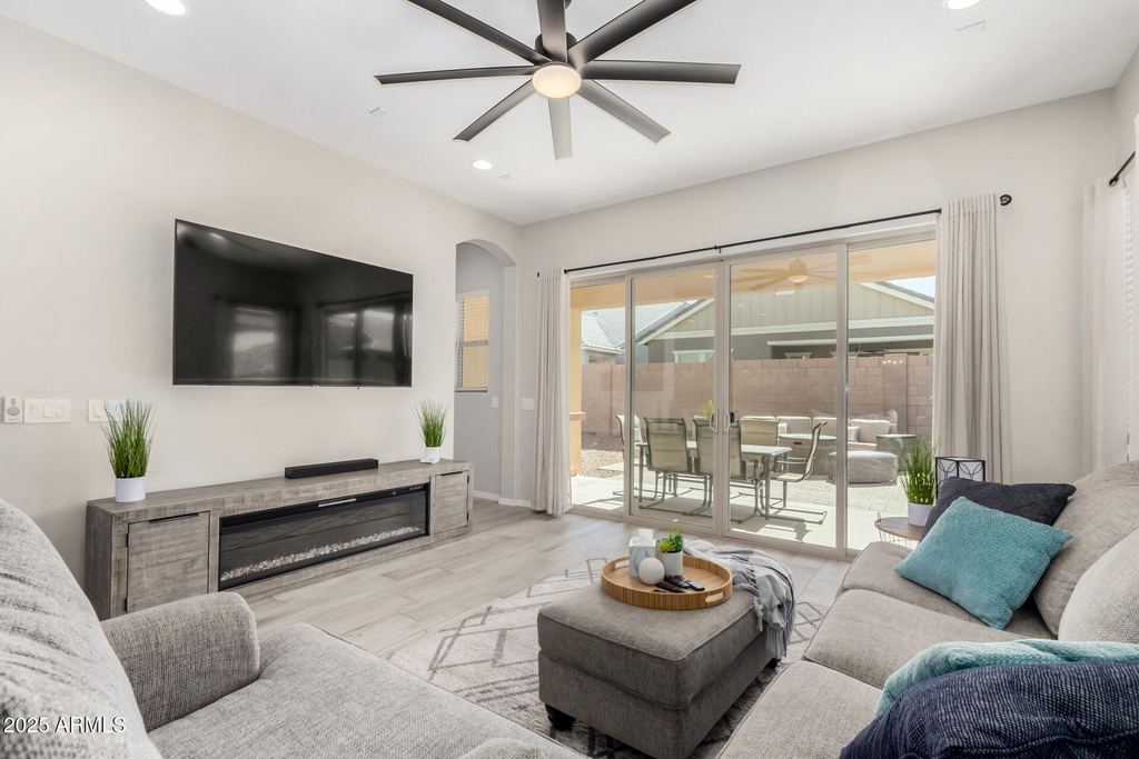 23129 E Carriage Way - Photo 8