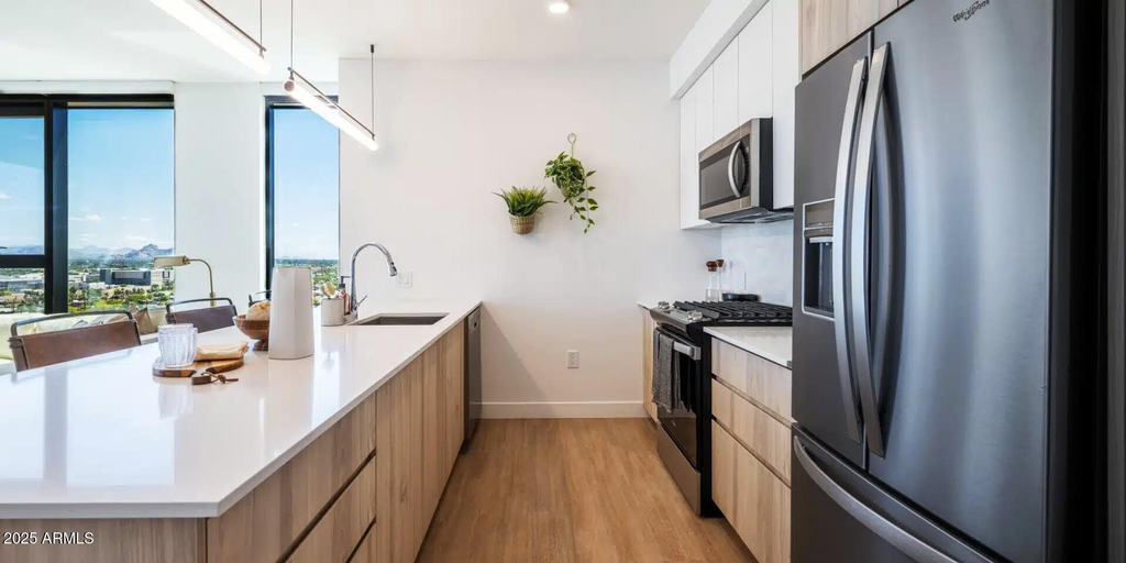 817 N 6th Street - Photo 6