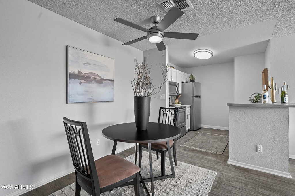 1320 N Mcqueen Road - Photo 6