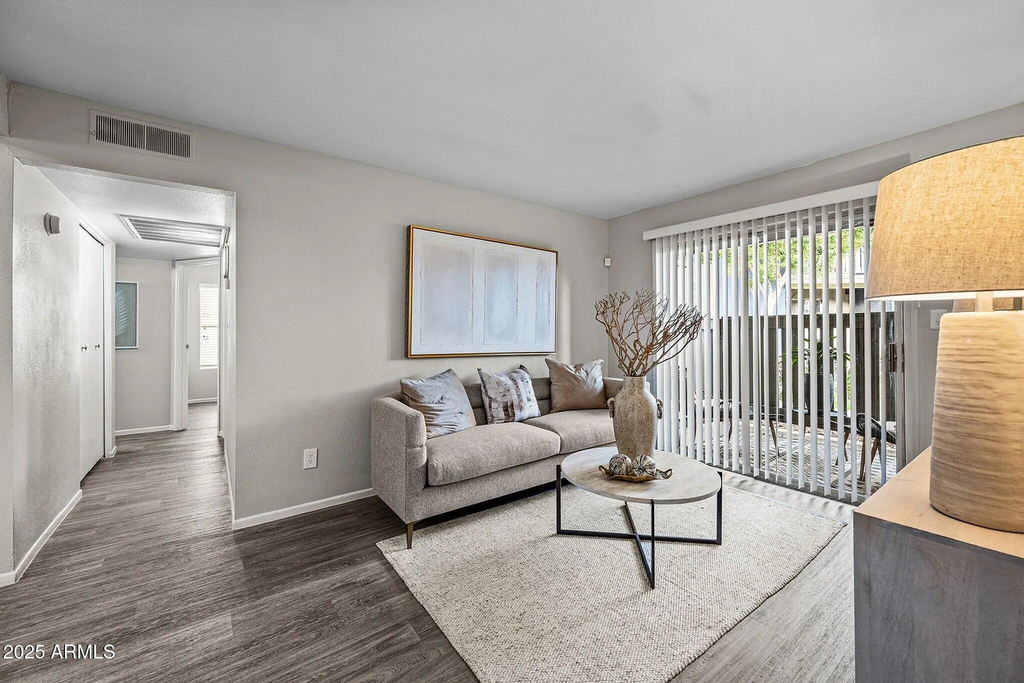 9350 N 67th Avenue - Photo 3