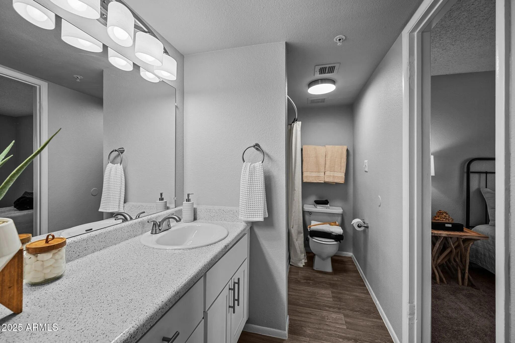 4748 W Sierra Vista Drive - Photo 13