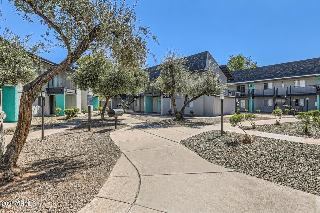 1645 E Thomas Road - Photo 18