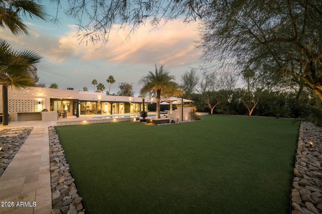 8011 E Larkspur Drive - Photo 40