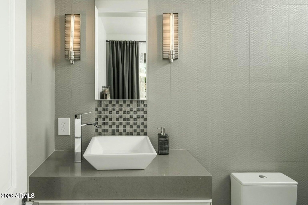 8011 E Larkspur Drive - Photo 23