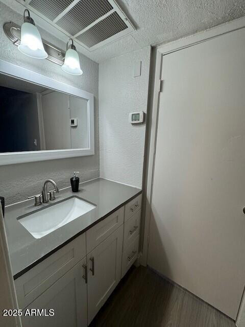 2250 W Glendale Avenue - Photo 6