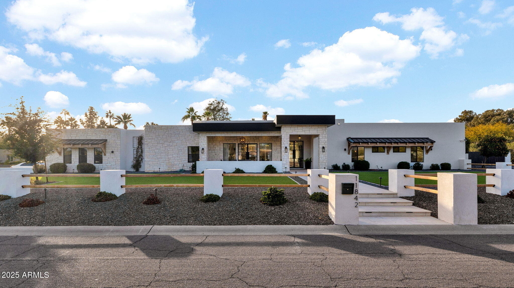 11842 N Miller Road - Photo 8