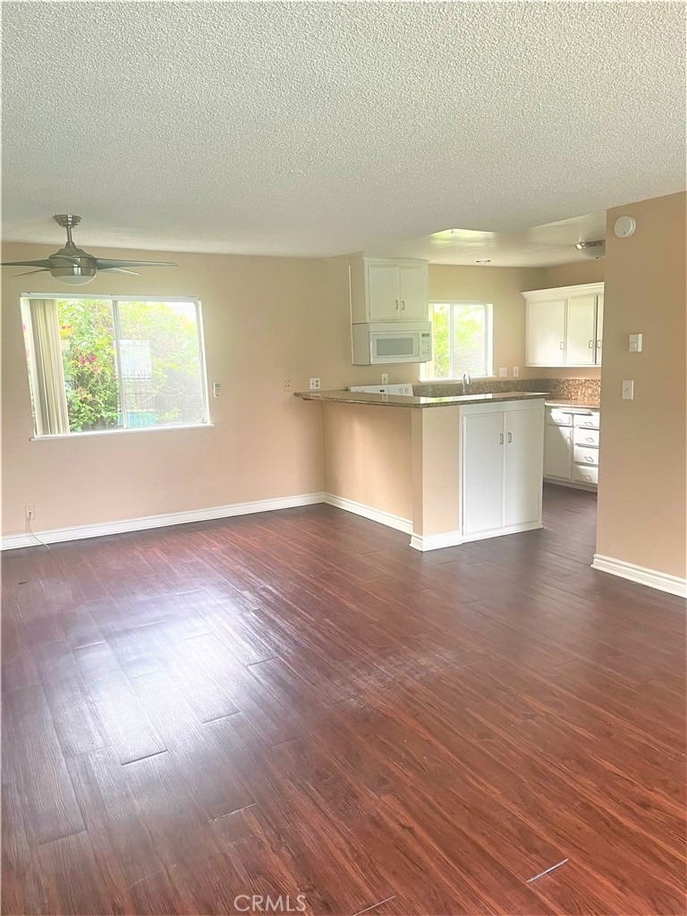 931 W 19th Street - Photo 5