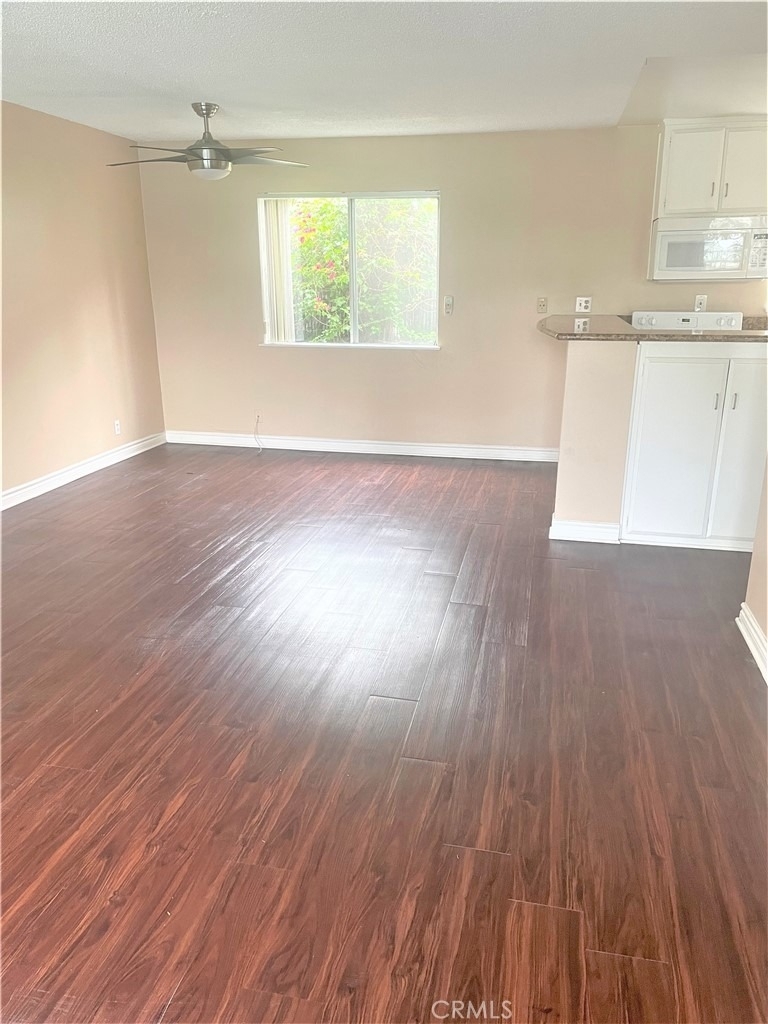 931 W 19th Street - Photo 6