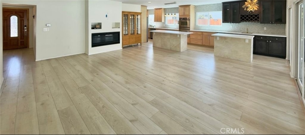 5921 Nw Fallbrook Avenue - Photo 1