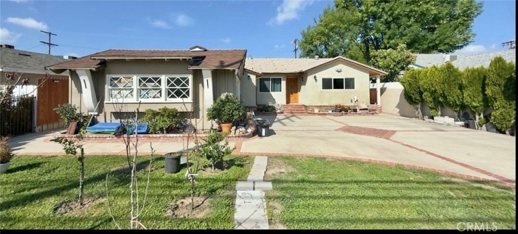 5921 Nw Fallbrook Avenue - Photo 0