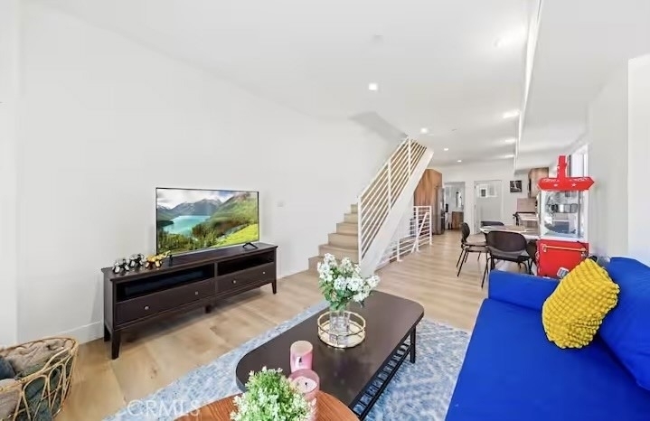 5637 Klump Avenue - Photo 3
