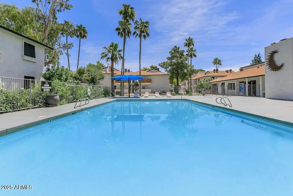 4620 W Mcdowell Road - Photo 19