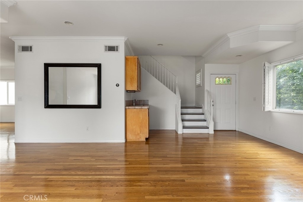 14328 Magnolia Boulevard - Photo 1