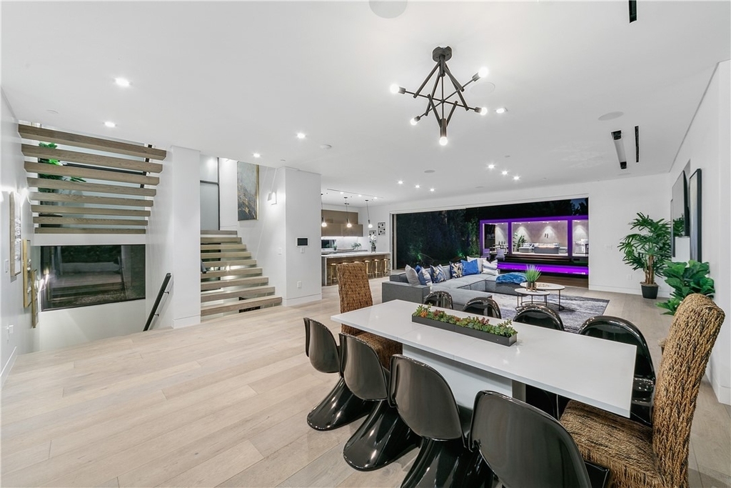 716 N Fuller - Photo 4
