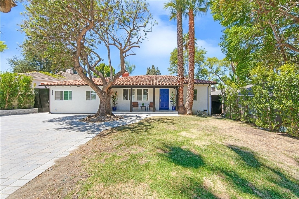 3763 Lankershim Boulevard - Photo 1