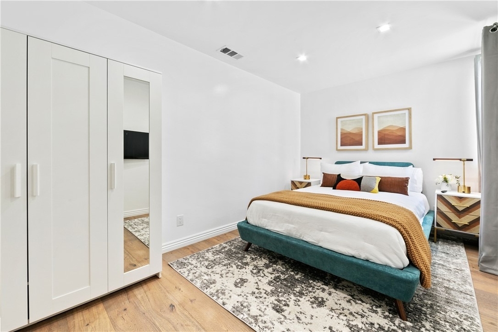 3763 Lankershim Boulevard - Photo 12