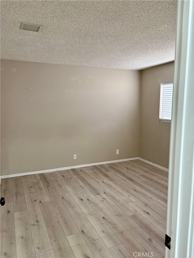 545 Chestnut - Photo 11