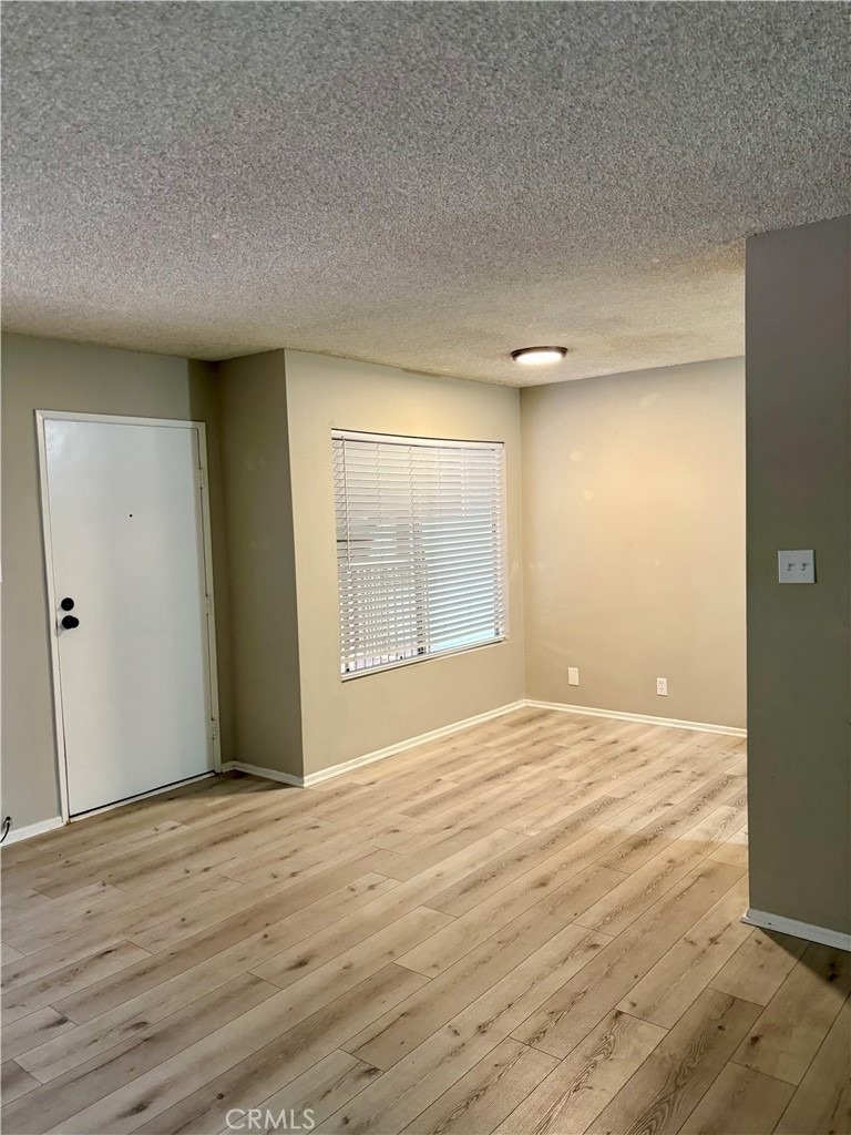 545 Chestnut - Photo 4