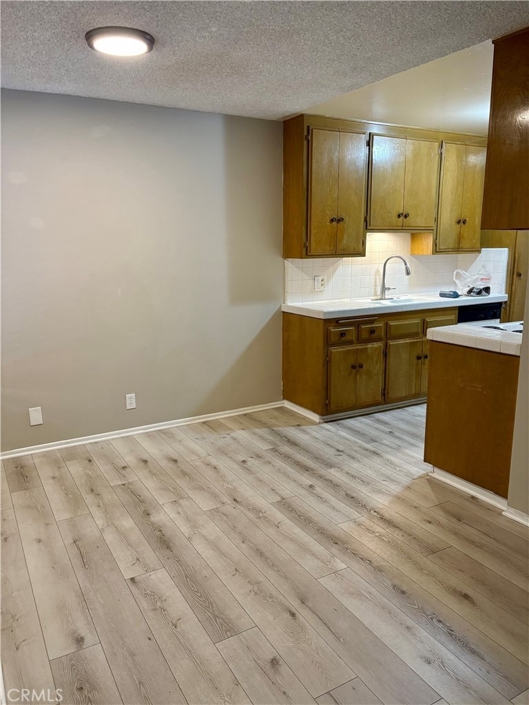 545 Chestnut - Photo 3