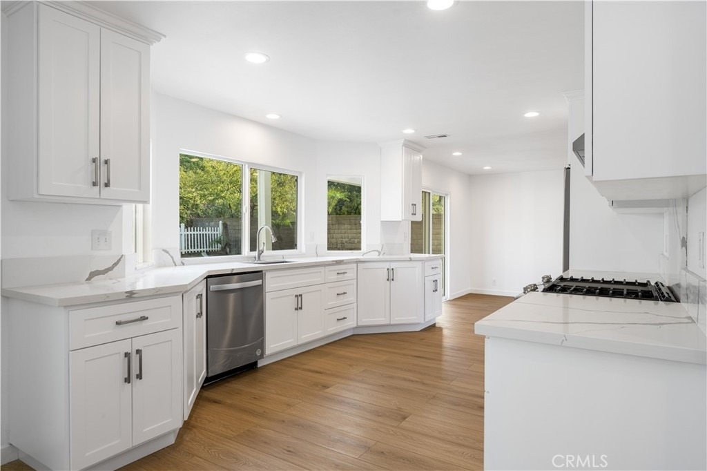 738 S Fairway Lane - Photo 2