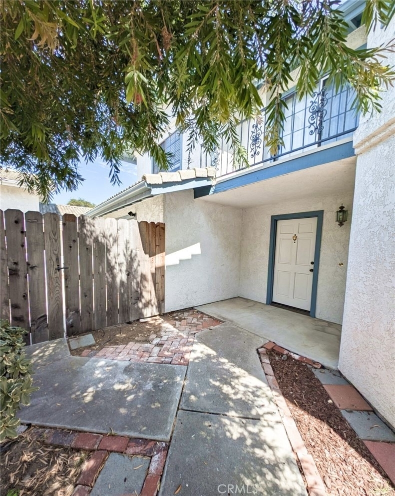 1813 Newport - Photo 1