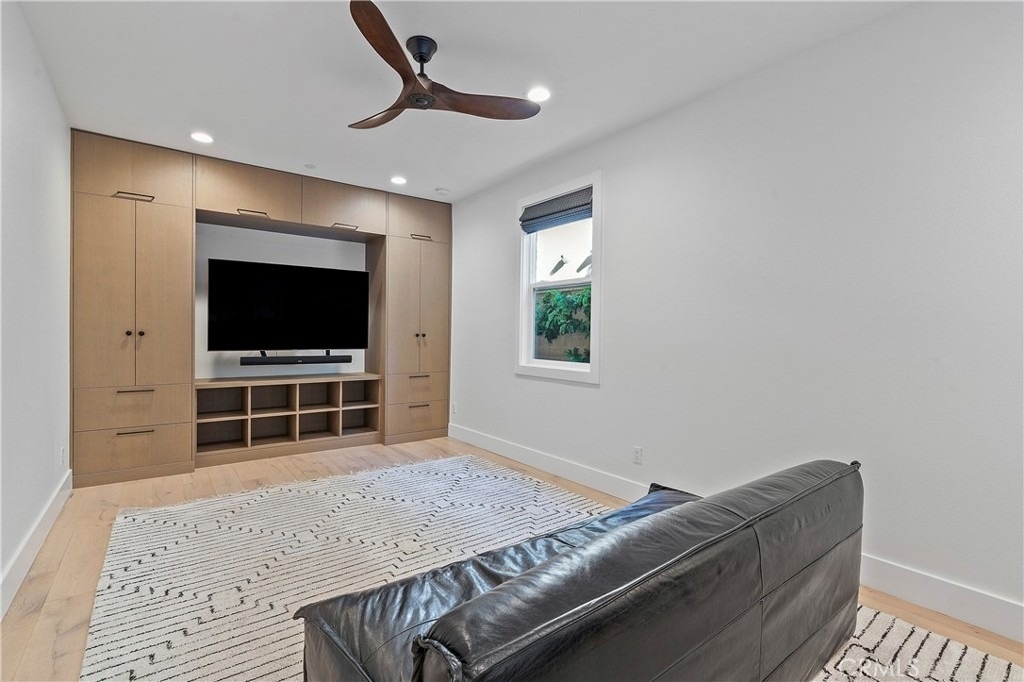 53 Anacapa - Photo 19