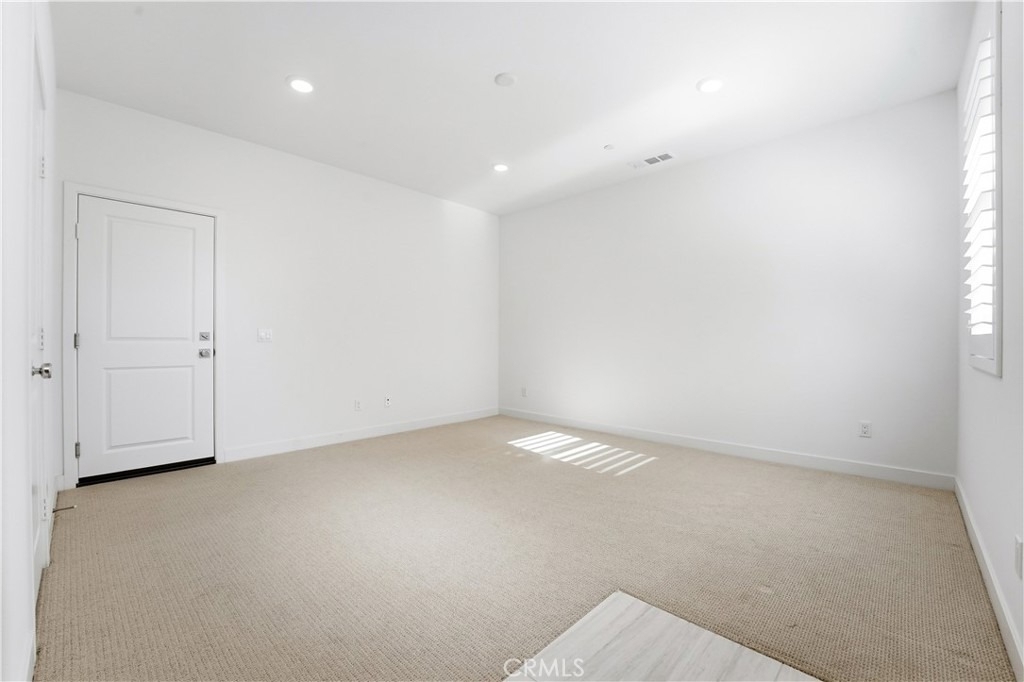 1637 West Lincoln Ave Unit 103 - Photo 2