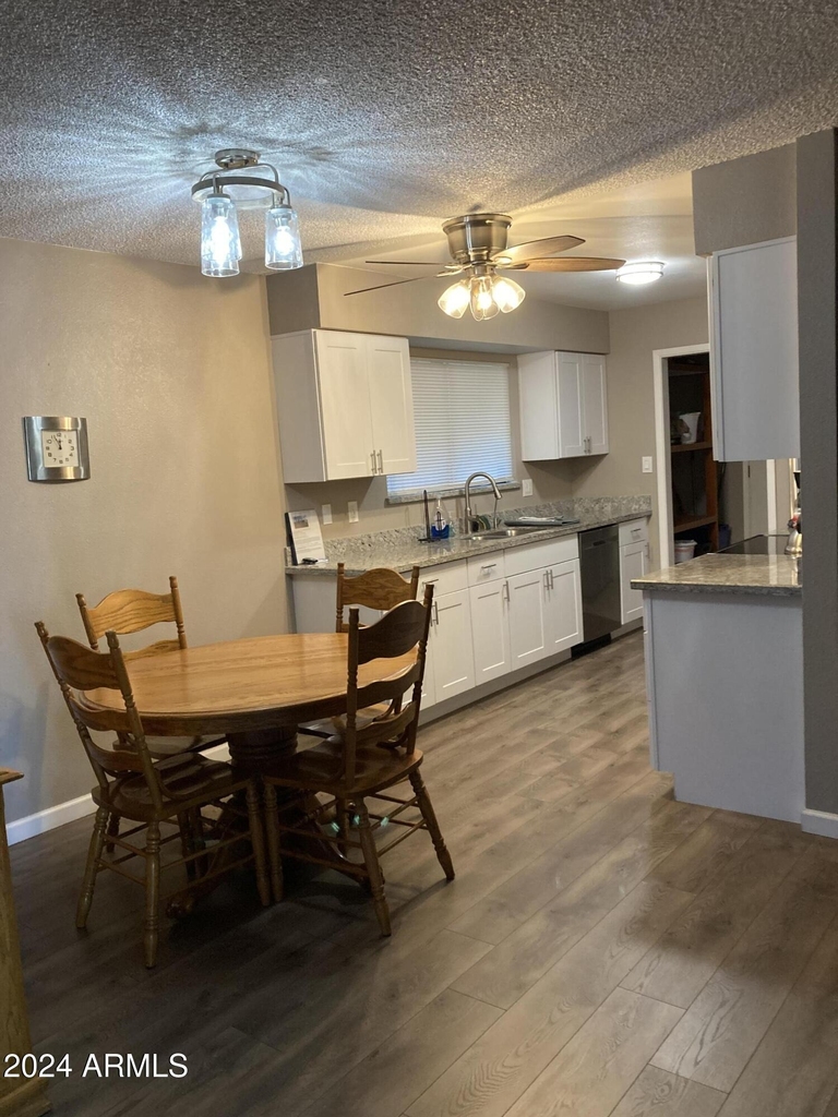 903 S 78th Place - Photo 6
