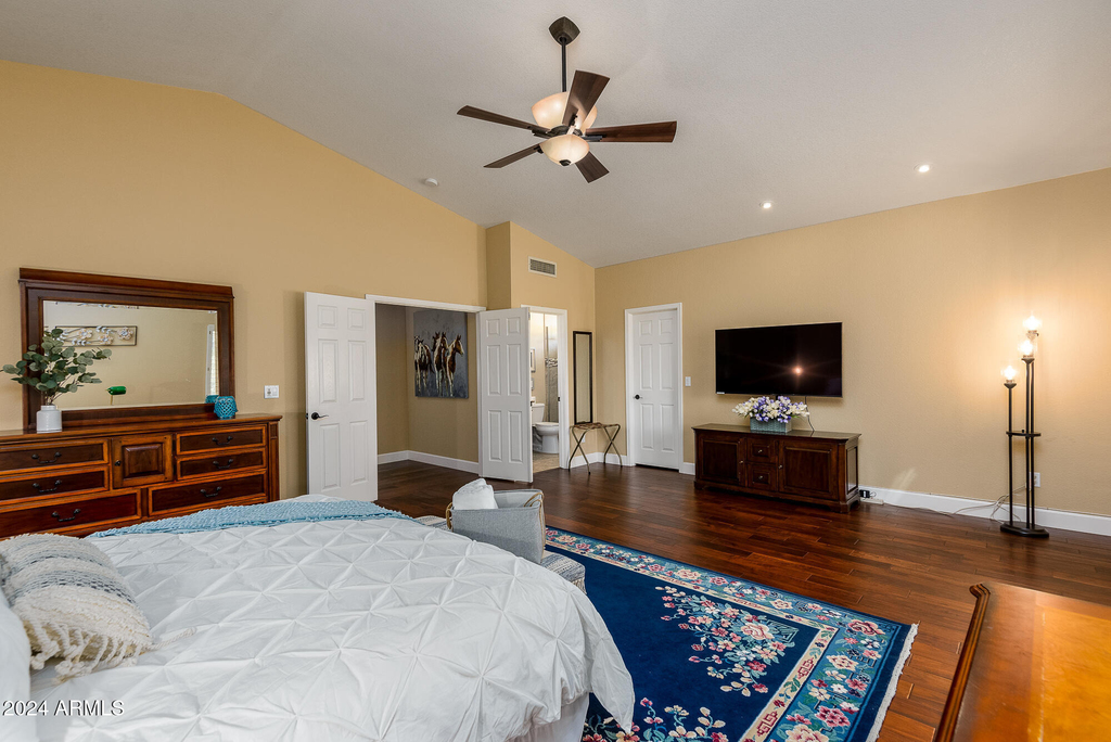 1221 N Kenwood Lane - Photo 8