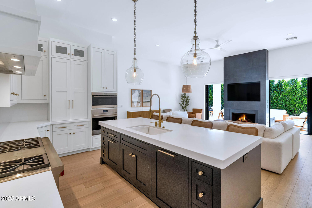 4147 E Clarendon Avenue - Photo 5