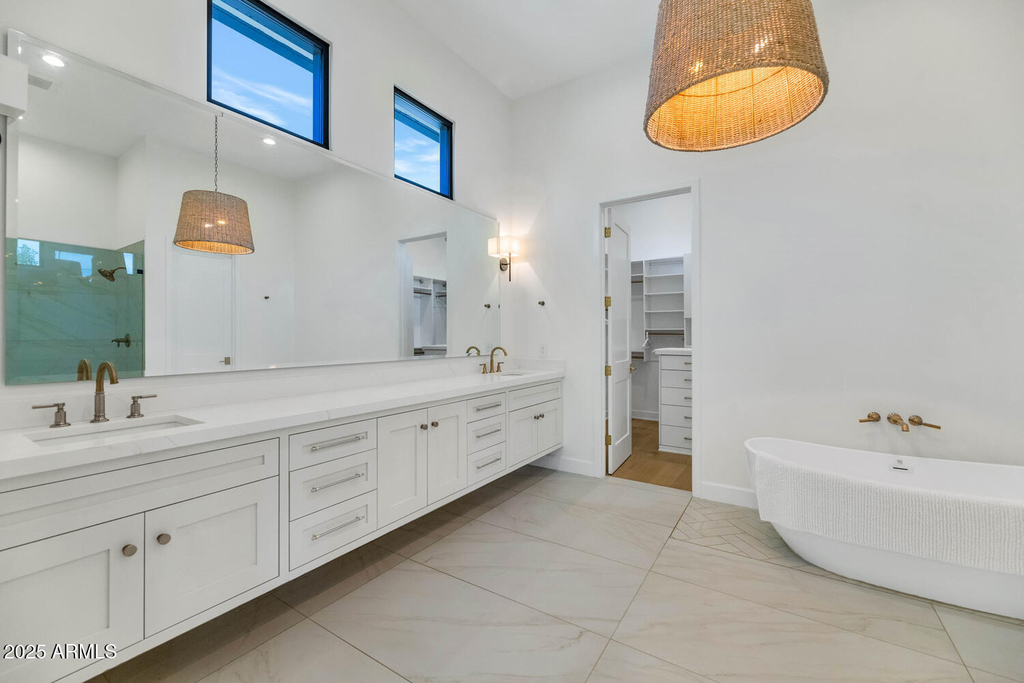 4147 E Clarendon Avenue - Photo 12
