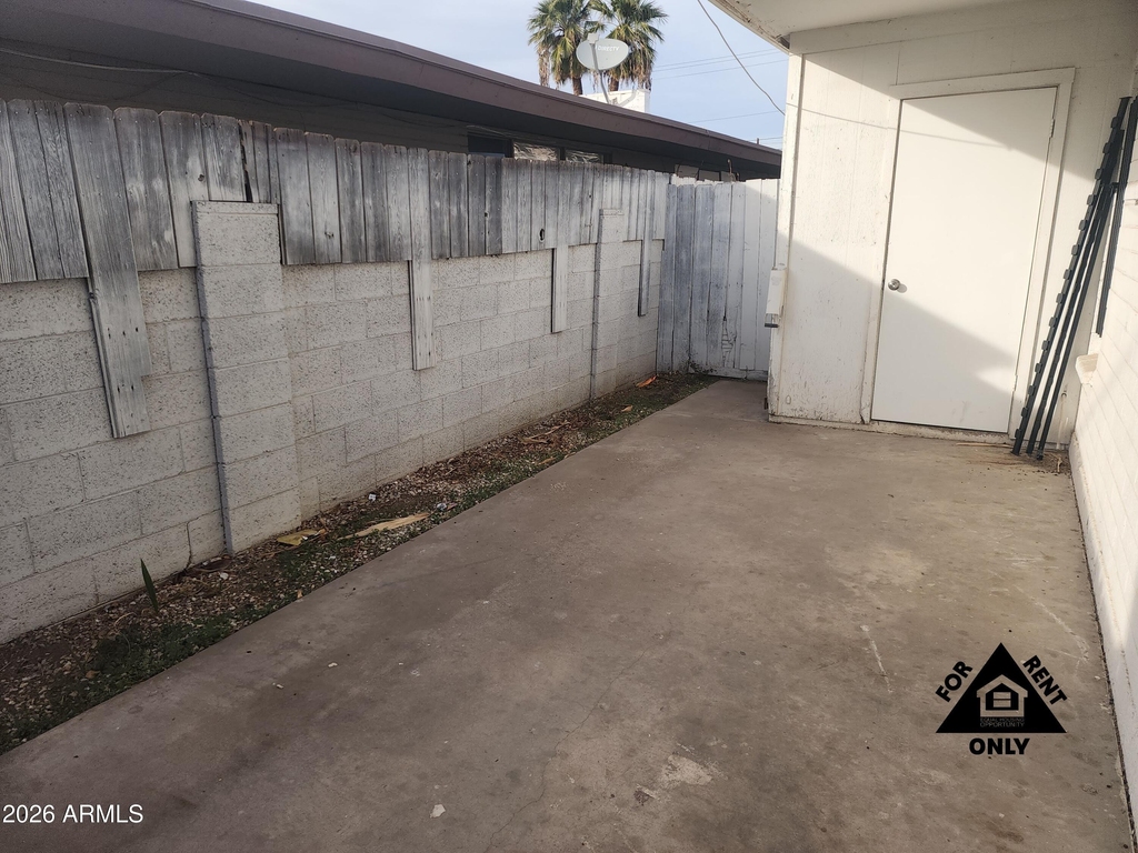 2001 W Turney Avenue - Photo 7