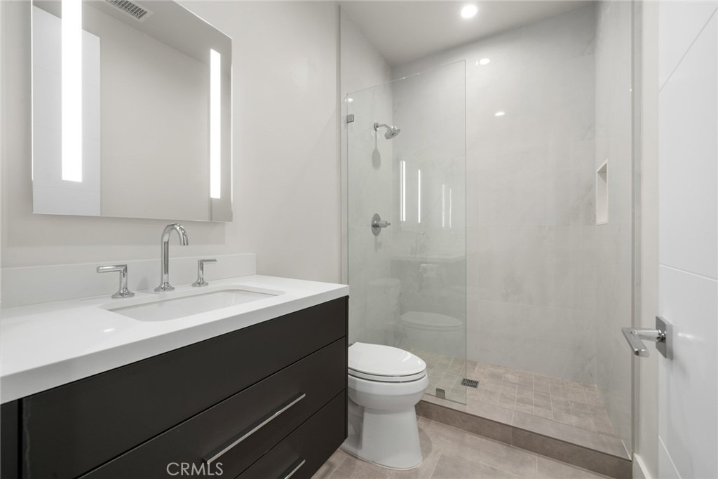 1511 Cliff Drive - Photo 9