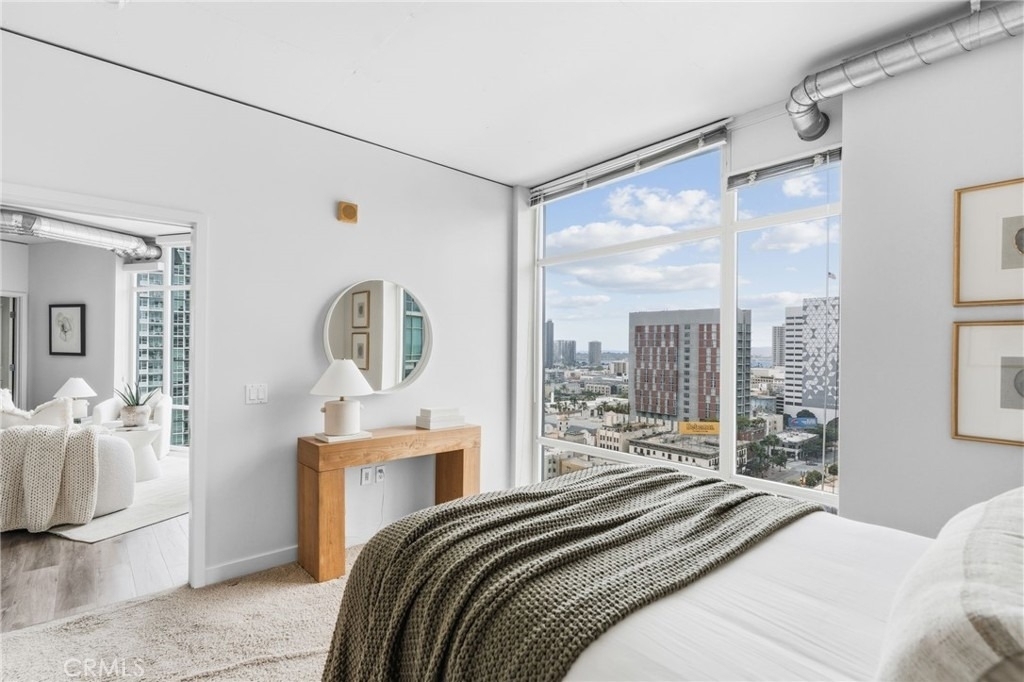 1080 Park Blvd - Photo 1