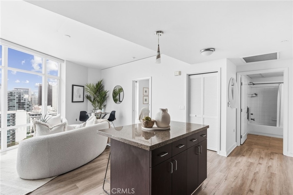 1080 Park Blvd - Photo 11
