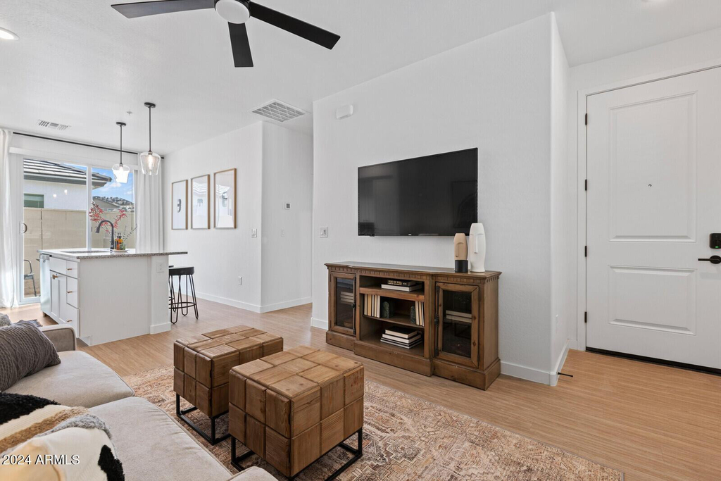 35155 N Thompson Road - Photo 4