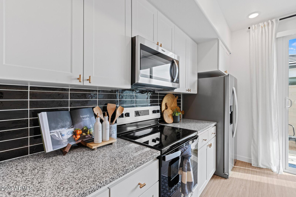 35155 N Thompson Road - Photo 10