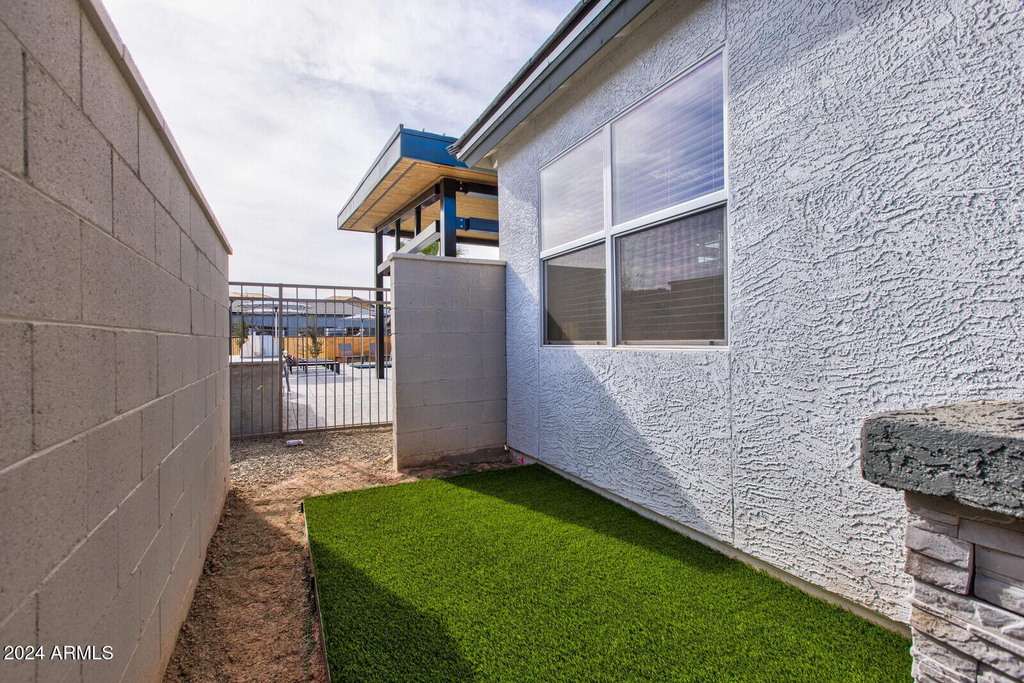 35155 N Thompson Road - Photo 20