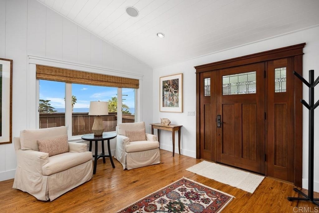 335 10th Street - Photo 1
