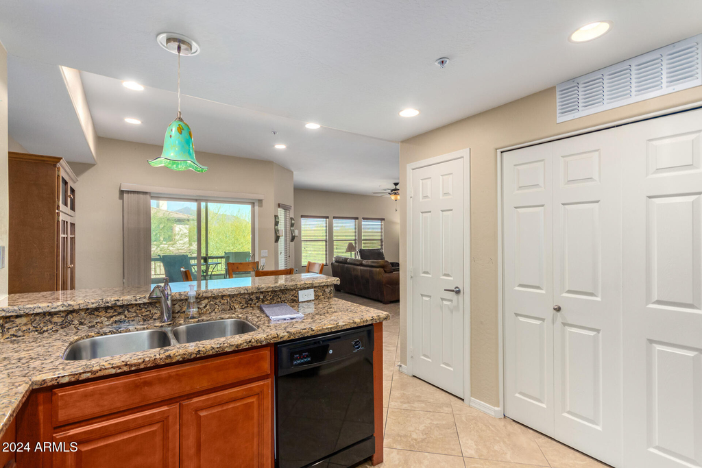 33575 N Dove Lakes Drive - Photo 12