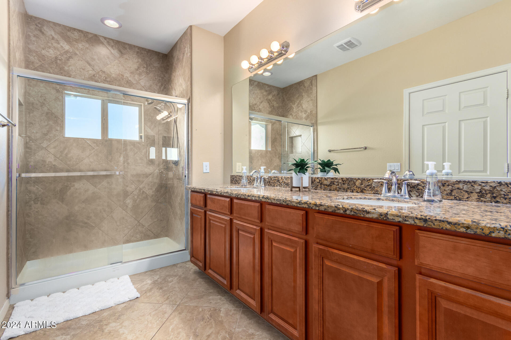 33575 N Dove Lakes Drive - Photo 17